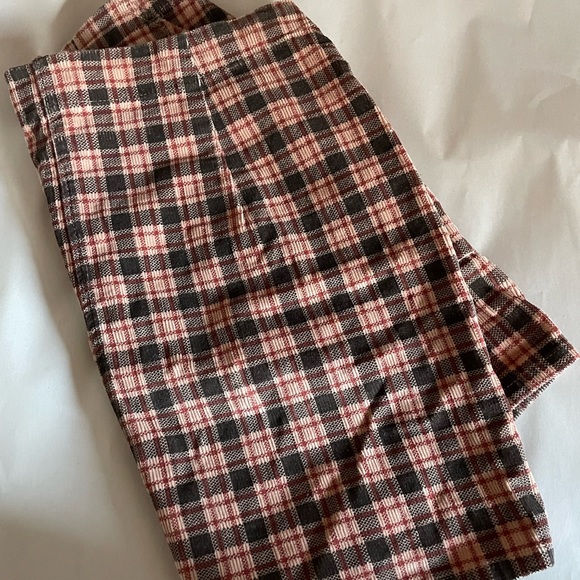 Wild Fable Plaid Skirt with front Pockets - Picture 4 of 4